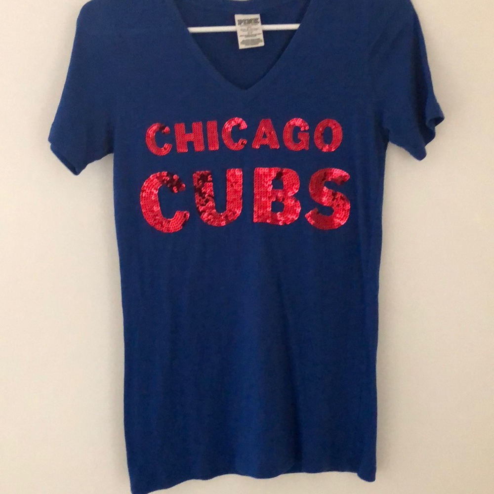 VS PINK Chicago Cubs Tee